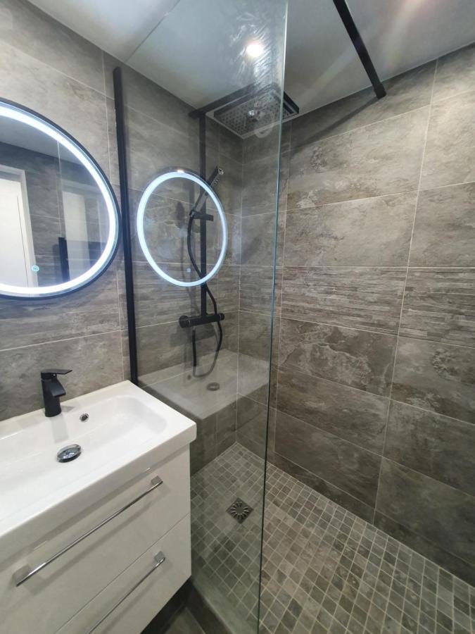 Appartement En Bord De Mer Cannes Bagian luar foto
