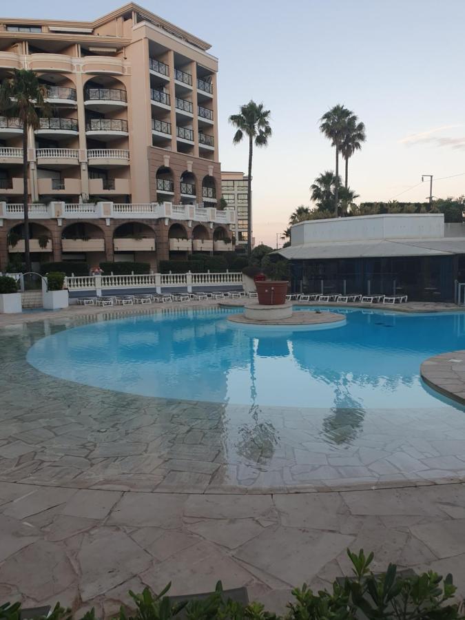 Appartement En Bord De Mer Cannes Bagian luar foto