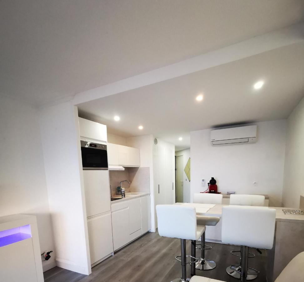 Appartement En Bord De Mer Cannes Bagian luar foto